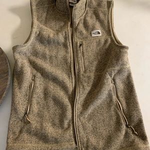 North Face men’s vest